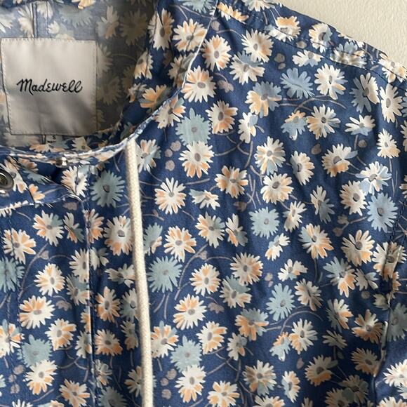 Madewell Ruffle-Neck Anorak Raincoat in French Floral - Picture 6 of 16